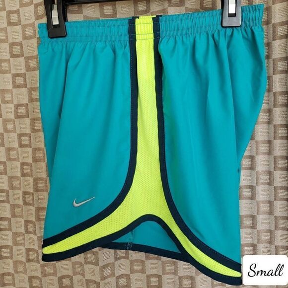 Nike Women's Dri-Fit Tempo 3" Running Shorts Teal Small NWOT - Picture 1 of 5